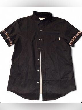 Mavrans Casual Button Down Short Sleeve Summer Vacation Cheetah Arm Top Small
